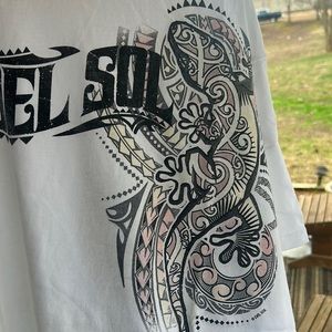 Del Sol changes color in sun men’s t-shirt